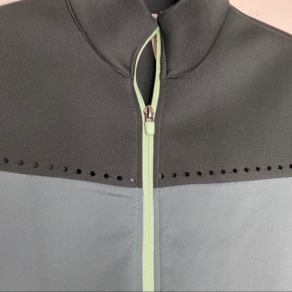 Fabletics Cleo perforated performance jacket - Picture 5 of 9
